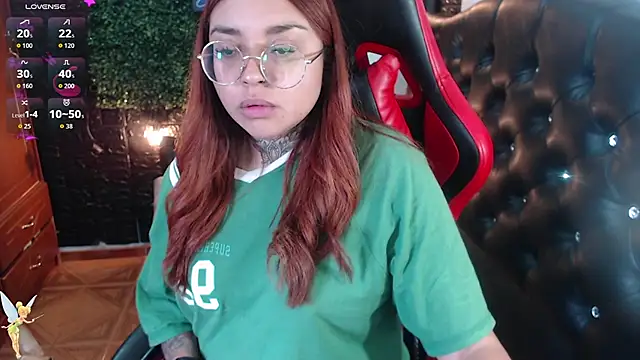 natyk m online show from October 13, 2025, 8:42 pm