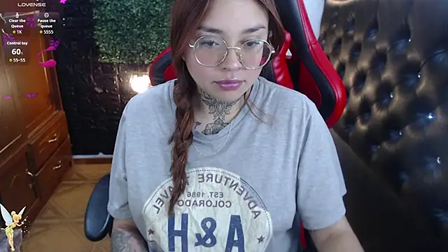 natyk m online show from October 15, 2025, 1:22 pm