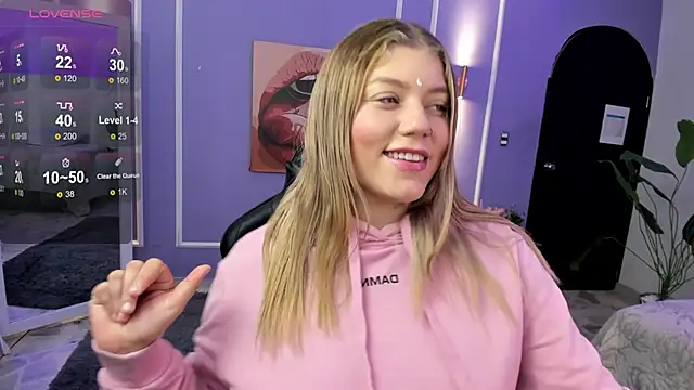 alaia greyy online show from November 10, 2025, 12:37 pm