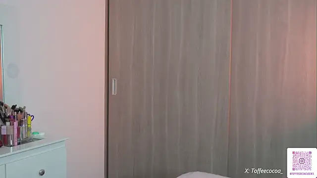 Snapshot of sophi_lii chatting on December 19, 2025, 1:01 am sophi lii online show from December 19, 2025, 1:01 am