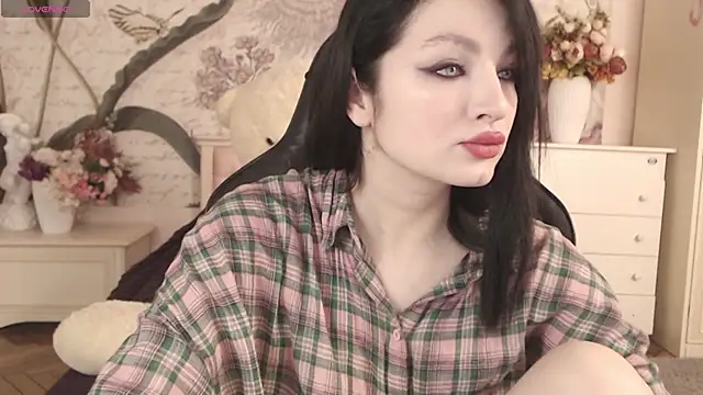 BritneyBarker online show from February 11, 2026, 2:05 am