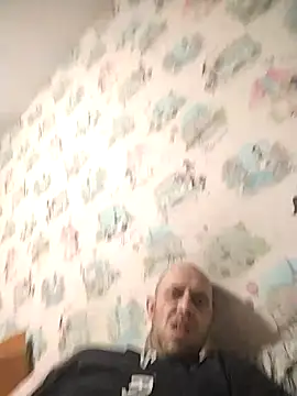 MaxDevilWhite online show from November 15, 2025, 5:53 pm