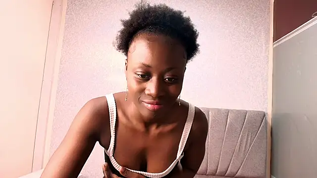 Sara Naugty online show from January 26, 2025, 4:30 pm