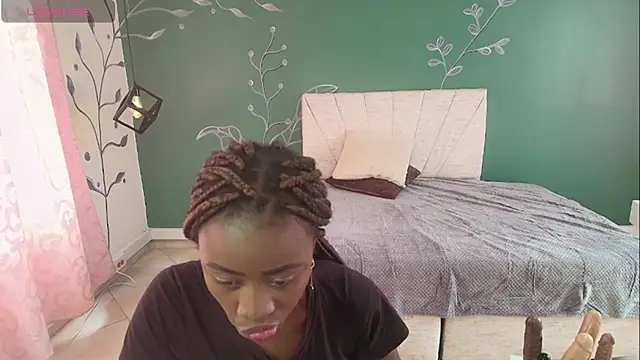 Sara Naugty online show from March 22, 2025, 2:25 pm