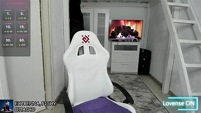 Snapshot of DavidNaidis chatting on January 25, 2025, 10:18 pm DavidNaidis online show from January 25, 2025, 10:18 pm