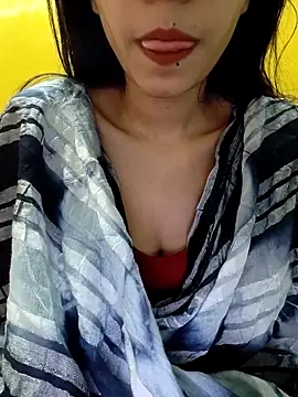 Snapshot of cute_IndianBabe chatting on March 15, 2025, 1:19 am cute IndianBabe online show from March 15, 2025, 1:19 am