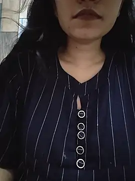 cute IndianBabe online show from July 26, 2026, 1:36 am