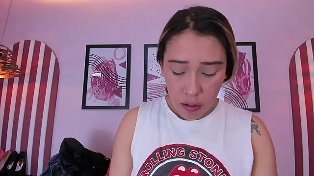 Lannajansen online show from October 4, 2025, 1:31 pm