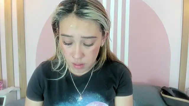 Lannajansen online show from March 9, 2026, 3:38 pm