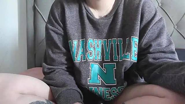 bunnyfox420 online show from March 15, 2026, 9:59 am