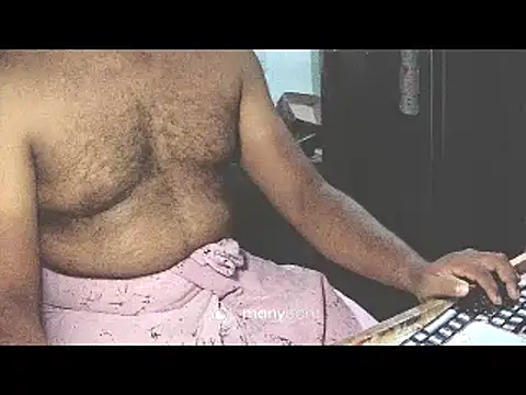 Snapshot of lolboy1234Z chatting on September 10, 2025, 5:35 pm lolboy1234Z online show from September 10, 2025, 5:35 pm