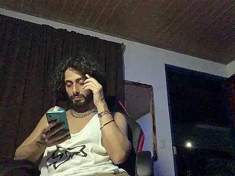 Snapshot of Nooneisthis chatting on October 25, 2025, 3:58 am Nooneisthis online show from October 25, 2025, 3:58 am