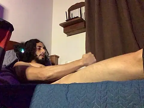 Snapshot of Nooneisthis chatting on November 15, 2025, 6:55 am Nooneisthis online show from November 15, 2025, 6:55 am