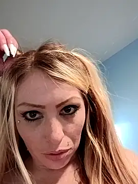 barbieinbondage7 online show from April 15, 2026, 1:40 pm