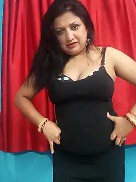 horny lizia online show from November 24, 2025, 4:51 pm