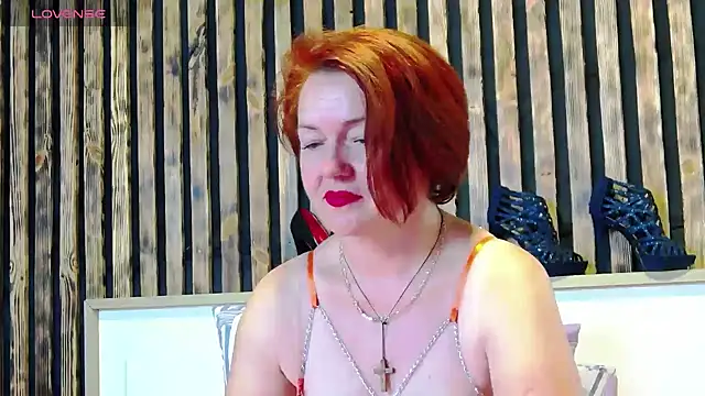 Snapshot of Alis_Lovi chatting on November 5, 2025, 11:21 am Alis Lovi online show from November 5, 2025, 11:21 am