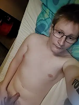 Snapshot of Arttuforyounakedboy chatting on March 1, 2026, 4:36 am Arttuforyounakedboy online show from March 1, 2026, 4:36 am