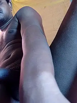 Snapshot of kingg4545 chatting on October 28, 2025, 2:59 am kingg4545 online show from October 28, 2025, 2:59 am