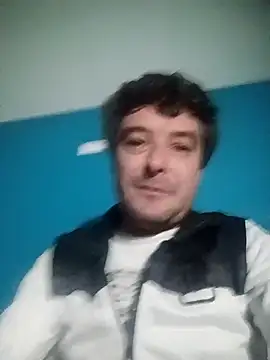 petxxl online show from December 1, 2025, 9:53 pm