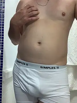 Snapshot of Taurino_gostoso chatting on March 12, 2025, 5:49 pm Taurino gostoso online show from March 12, 2025, 5:49 pm