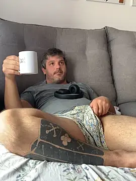Snapshot of Taurino_gostoso chatting on March 17, 2025, 12:57 pm Taurino gostoso online show from March 17, 2025, 12:57 pm