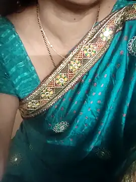 laxmitelugu78 online show from November 12, 2025, 8:26 am