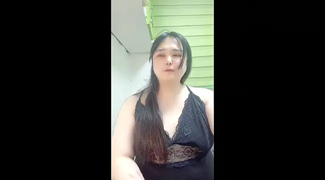 Snapshot of whhbbny chatting on January 23, 2025, 10:54 am whhbbny online show from January 23, 2025, 10:54 am