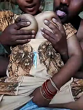 Snapshot of Simrandeshipp chatting on February 4, 2025, 6:04 am Simrandeshipp online show from February 4, 2025, 6:04 am