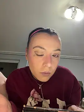 Snapshot of bunnythetailor chatting on February 19, 2026, 9:22 pm bunnythetailor online show from February 19, 2026, 9:22 pm