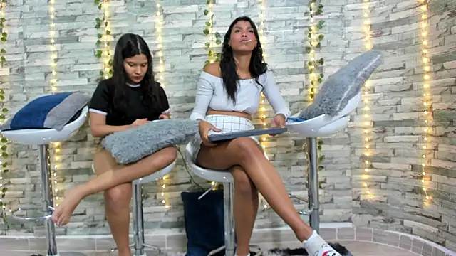 Snapshot of emilly09 chatting on March 14, 2025, 10:16 pm emilly09 online show from March 14, 2025, 10:16 pm