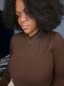 Snapshot of Boneca25 chatting on October 25, 2025, 9:06 am Boneca25 online show from October 25, 2025, 9:06 am