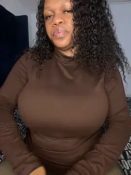 Snapshot of Boneca25 chatting on November 11, 2025, 6:02 am Boneca25 online show from November 11, 2025, 6:02 am