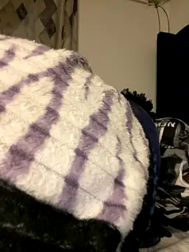 Snapshot of Boneca25 chatting on November 20, 2025, 12:22 am Boneca25 online show from November 20, 2025, 12:22 am