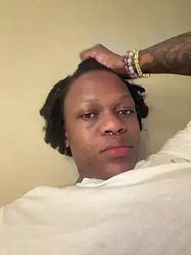 Snapshot of Boneca25 chatting on January 31, 2026, 7:23 pm Boneca25 online show from January 31, 2026, 7:23 pm