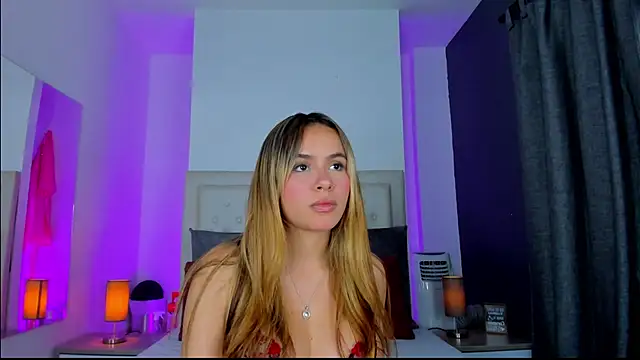 Snapshot of rachel_kole chatting on September 25, 2025, 7:34 am rachel kole online show from September 25, 2025, 7:34 am