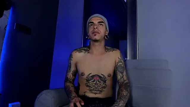 Snapshot of kaletattoo chatting on March 4, 2025, 3:11 am kaletattoo online show from March 4, 2025, 3:11 am