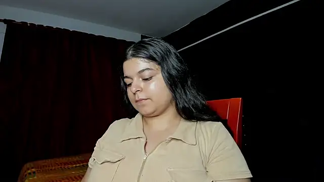 Snapshot of Little_Shaara chatting on February 26, 2025, 1:00 am Little Shaara online show from February 26, 2025, 1:00 am