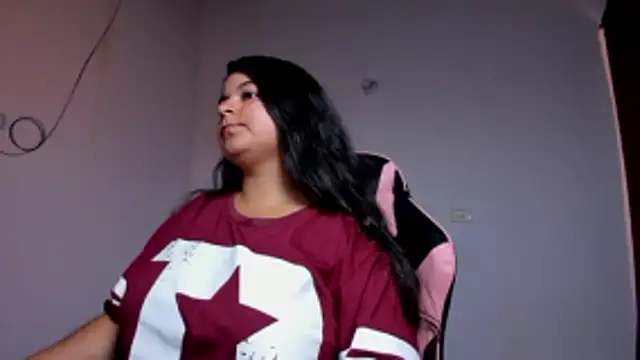 Snapshot of Little_Shaara chatting on October 24, 2025, 8:16 pm Little Shaara online show from October 24, 2025, 8:16 pm