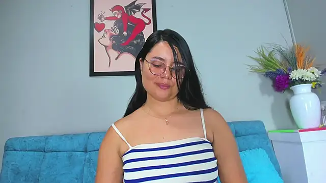 evaa greey online show from October 18, 2025, 8:09 pm