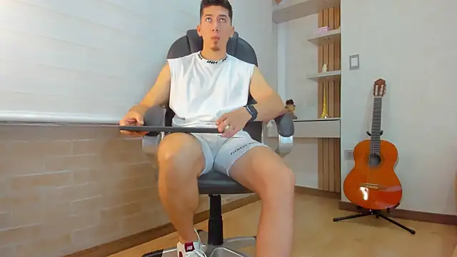 Tombarden online show from December 21, 2025, 7:21 pm