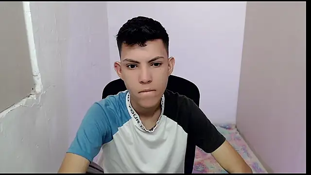 Alexxx lov online show from February 27, 2025, 12:34 pm