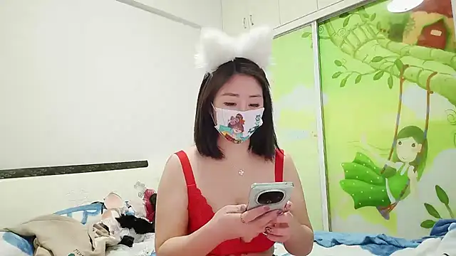 Snapshot of Awzd chatting on February 7, 2025, 1:53 pm Awzd online show from February 7, 2025, 1:53 pm