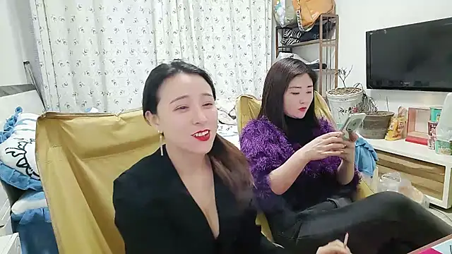 Snapshot of Awzd chatting on March 16, 2025, 2:11 pm Awzd online show from March 16, 2025, 2:11 pm