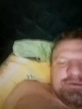 Snapshot of Clappingseling chatting on February 1, 2025, 4:35 am Clappingseling online show from February 1, 2025, 4:35 am