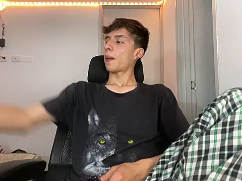 Juanmres online show from October 2, 2025, 1:12 am