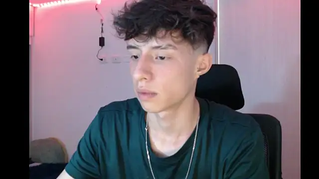 Juanmres online show from November 21, 2025, 3:49 am