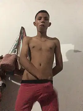 Alvarozzxv online show from February 28, 2025, 5:15 am