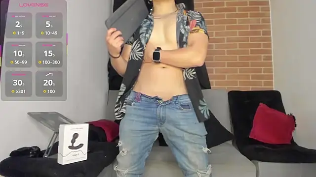 DavidX X21 Strip online show from November 3, 2025, 6:58 am