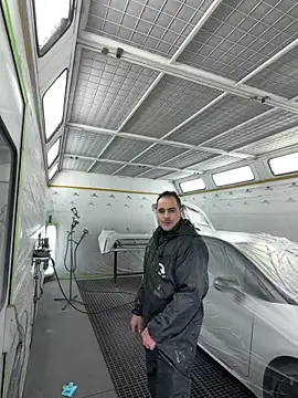 justeqqun online show from October 31, 2025, 11:22 am