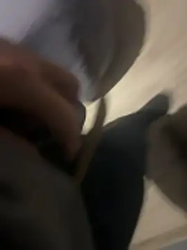 yannusgir33 online show from October 26, 2025, 8:48 pm